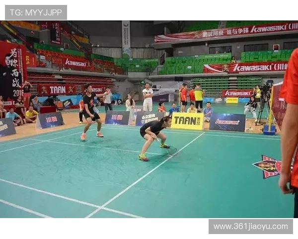 深入分析杭州羽毛球队防守策略及其战术应用技巧