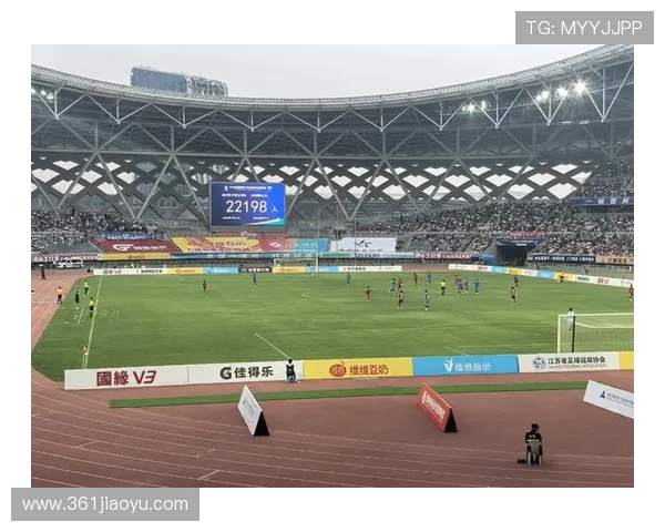 南京足球队实力变革引发热议球迷期待新篇章