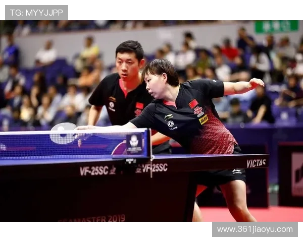 广州羽毛球队与成都羽毛球队赛后复盘速度对决的精彩瞬间与战术分析